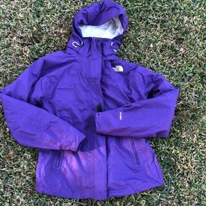 Women’s North Face ski jacket